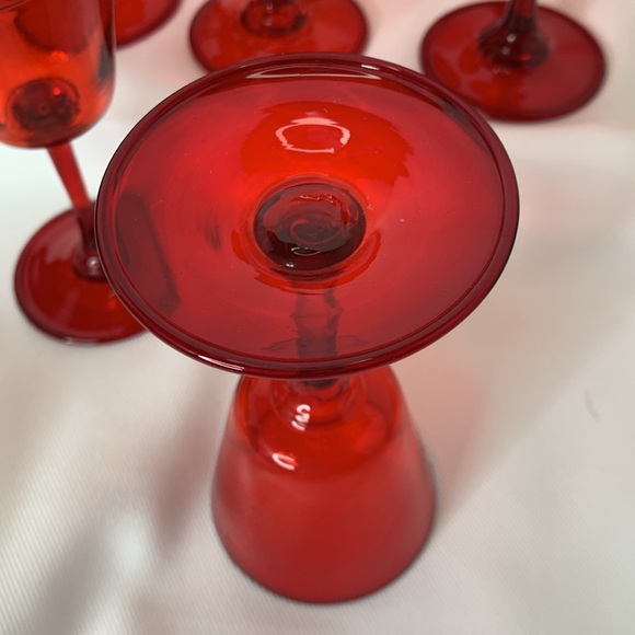Set of 8 vintage / antique Ombre ruby reddish orange cordial glasses - Picture 7 of 12